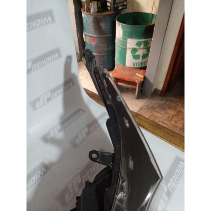 Farol Esquerdo Toyota Corolla T-04 Ano 2015 2016 2017 - Usado