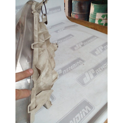Farol Direito Toyota Corolla Fielder T-06 Ano 2003 2004 2005 2006 2007 2008 - Usado