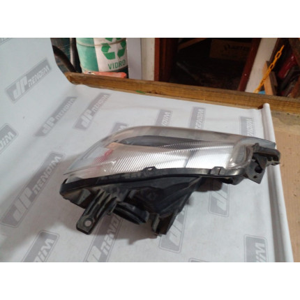 Farol Esquerdo Toyota Etios T-11 Ano 2013 2014 2015 2016 2017 2018 2019 - Usado