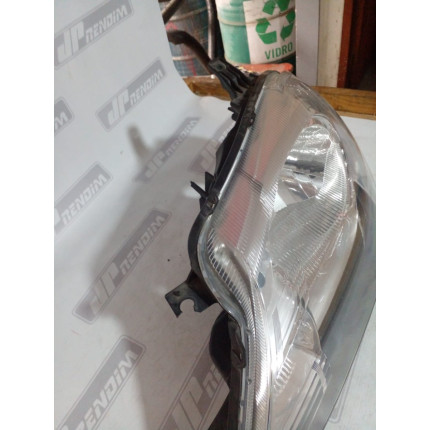 Farol Esquerdo Toyota Etios T-11 Ano 2013 2014 2015 2016 2017 2018 2019 - Usado