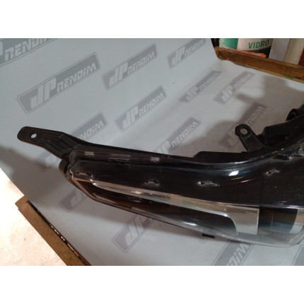 Farol Direito Toyota Corolla T-13 Ano 2015 2016 2017 - Usado