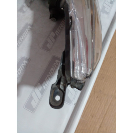 Farol Direito Toyota Yaris Cromado T-15 Ano 2018 2019 2020 2021 2022 - Usado