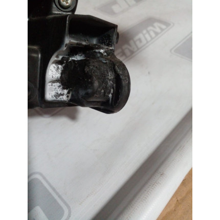 Farol Direito Toyota Yaris Cromado T-15 Ano 2018 2019 2020 2021 2022 - Usado
