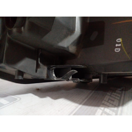 Farol Direito Toyota Yaris Cromado T-15 Ano 2018 2019 2020 2021 2022 - Usado