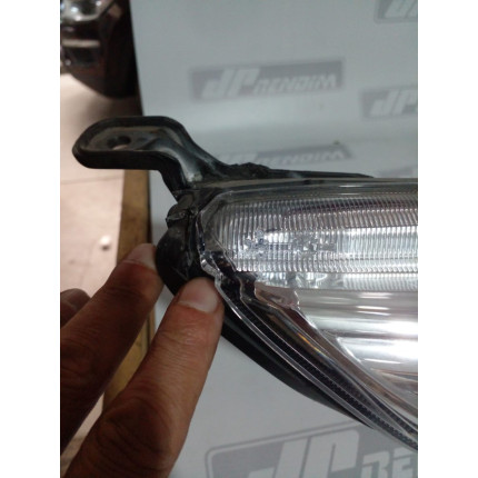 Farol Direito Toyota Yaris Cromado T-15 Ano 2018 2019 2020 2021 2022 - Usado