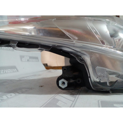Farol Direito Toyota Yaris Cromado T-15 Ano 2018 2019 2020 2021 2022 - Usado