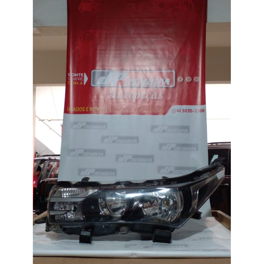 Farol Esquerdo Toyota Corolla T-16 Ano 2015 2016 2017 - Usado