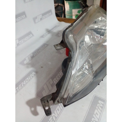 Farol Esquerdo Toyota Etios T-17 Ano 2013 2014 2015 2016 2017 2018 2019 - Usado