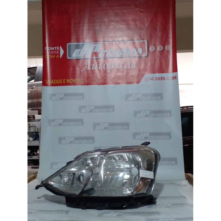 Farol Esquerdo Toyota Etios T-17 Ano 2013 2014 2015 2016 2017 2018 2019 - Usado