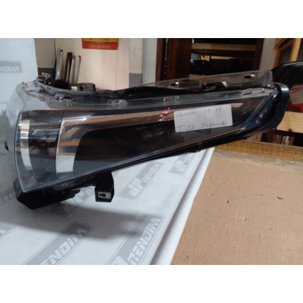Farol Esquerdo Toyota Corolla T-22 Ano 2015 2016 2017 - Usado