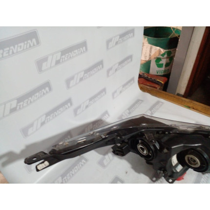 Farol Esquerdo Toyota Corolla T-22 Ano 2015 2016 2017 - Usado