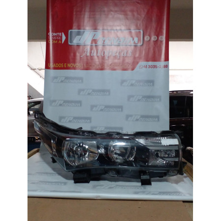 Farol Direito Toyota Corolla T-23 Ano 2015 2016 2017 - Usado
