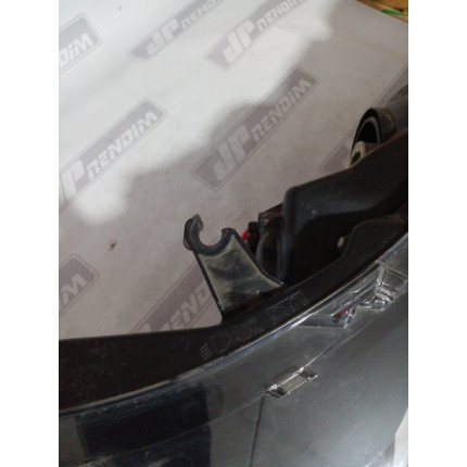 Farol Direito Toyota Corolla T-23 Ano 2015 2016 2017 - Usado