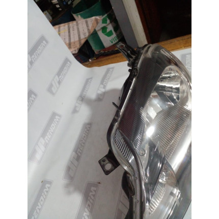 Farol Esquerdo Toyota Etios Máscara Negra T-24 Ano 2018 2019 2020 2021 - Usado