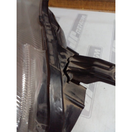 Farol Esquerdo Toyota Etios T-25 Ano 2013 2014 2015 2016 2017 2018 2019 - Usado
