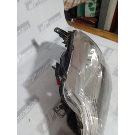 Farol Esquerdo Toyota Etios T-25 Ano 2013 2014 2015 2016 2017 2018 2019 - Usado