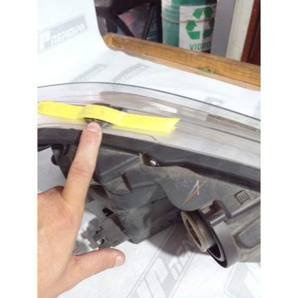Farol Esquerdo Toyota Yaris Cromado T-32 Ano 2018 2019 2020 2021 2022 - Usado