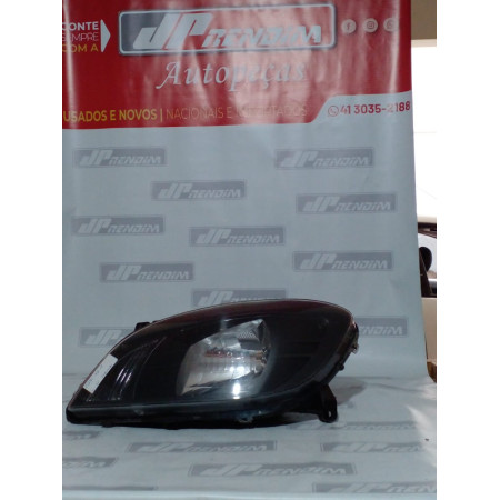 Farol Esquerdo Chevrolet Celta Máscara Negra C-11 Ano 2006 2007 2008 2009 2010 2011 2012 - Usado
