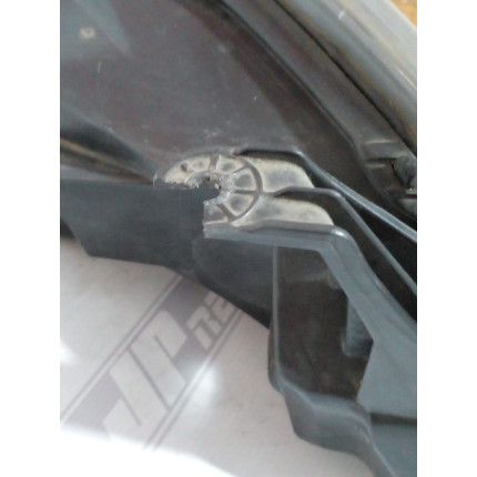 Farol Esquerdo Chevrolet Celta Máscara Negra C-11 Ano 2006 2007 2008 2009 2010 2011 2012 - Usado
