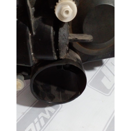 Farol Esquerdo Chevrolet Corsa Joy C-18 Ano 2003 2004 2005 2006 2007 a 2012 - Usado
