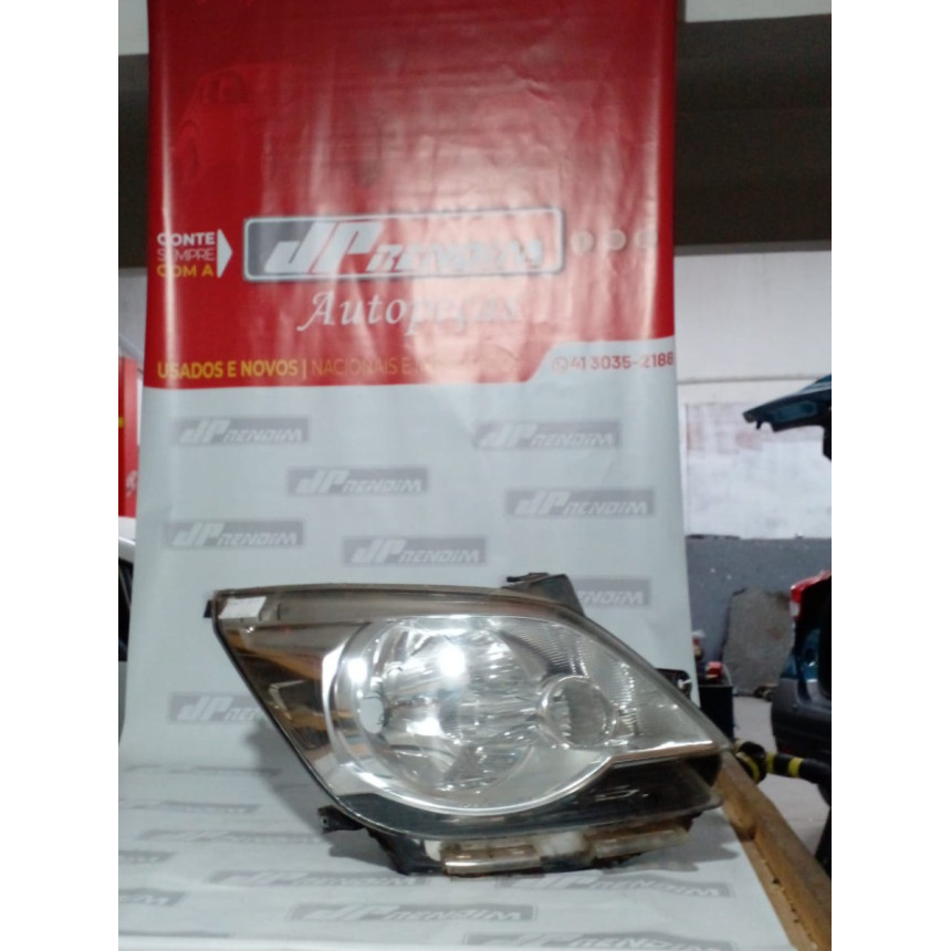Farol Direito Chevrolet Cobalt C-20 Ano 2012 2013 2014 2015 - Usado