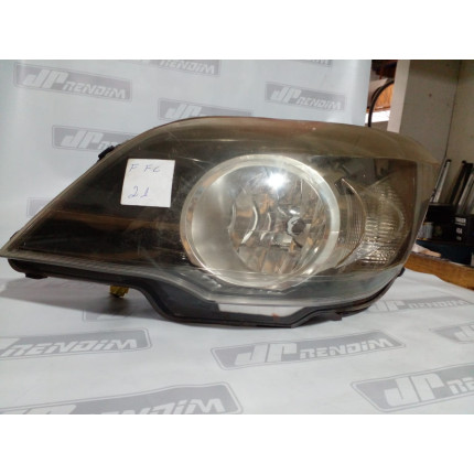 Farol Esquerdo Chevrolet Ágile-Montana Máscara Negra C-21 Ano 2009 2010 2011 2012 2013 - Usado