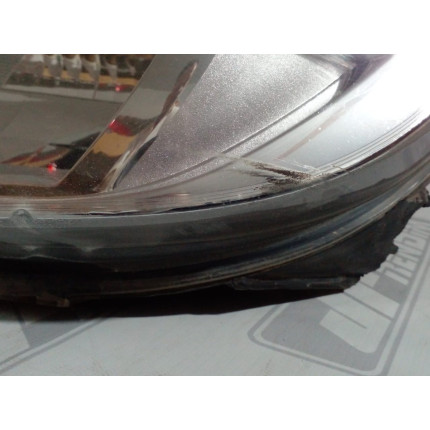 Farol Esquerdo Chevrolet Celta C-24 Ano 2006 2007 2008 2009 2010 2011 a 2015 - Usado