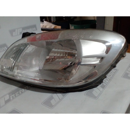Farol Esquerdo Chevrolet Celta C-24 Ano 2006 2007 2008 2009 2010 2011 a 2015 - Usado