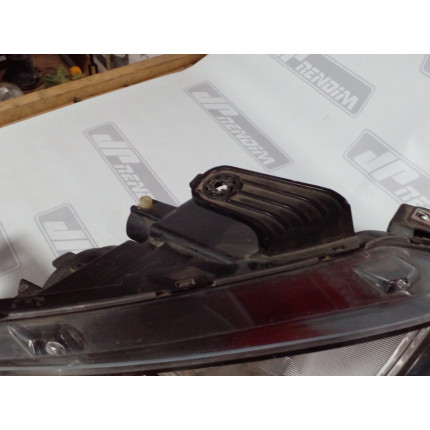 Farol Direito Chevrolet Ônix-Prisma C/ Led C-25 Ano 2017 2018 2019 - Usado