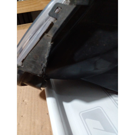 Farol Direito Chevrolet Ônix-Prisma-Spin C-28 Ano 2013 2014 2015 2016 2017 a 2021 - Usado