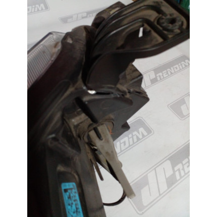 Farol Esquerdo Chevrolet Ônix Plus C-29 Ano 2020 2021 2022 2023 - Usado