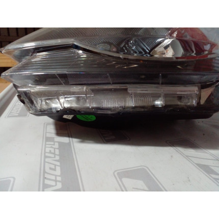 Farol Esquerdo Chevrolet Cobalt Dark Chrome C-30 Ano 2012 2013 2014 2015 - Novo