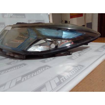 Farol Esquerdo Chevrolet Ônix-Prisma Lente Azul C-32 Ano 2013 2014 2015 2016 2017 2018 2019 - Usado