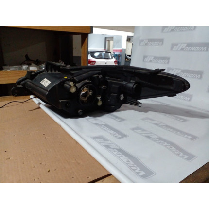 Farol Direito Chevrolet Ônix-Prisma C-39 Ano 2017 2018 2019 - Usado