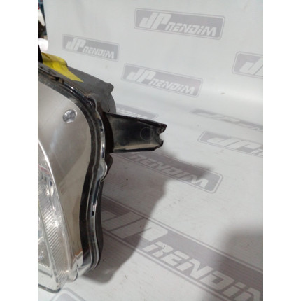 Farol Direito Chevrolet Corsa Classic C-40 Ano 2011 2012 2013 2014 2015 2016 - Usado