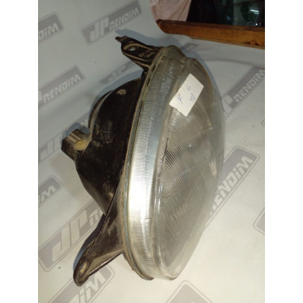 Farol Esquerdo Chevrolet Corsa C-42 Ano 2000 2001 2002 2003 2004 2005 a 2010 - Usado