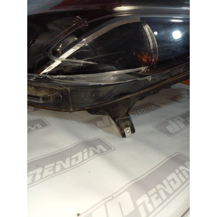 Farol Esquerdo Chevrolet Cobalt Máscara Negra C-44 Ano 2016 2017 2018 2019 - Usado