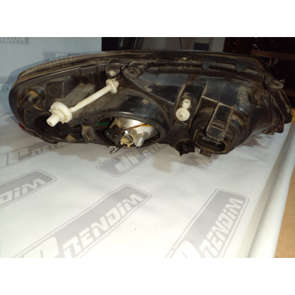 Farol Esquerdo Chevrolet Astra C-48 Ano 2003 2004 2005 2006 2007 2008 a 2012 - Usado
