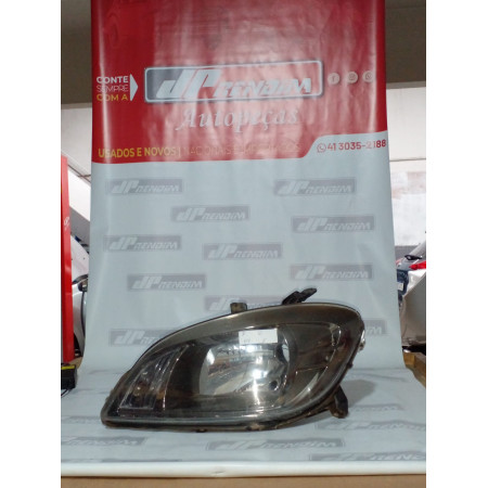 Farol Esquerdo Chevrolet Celta C-49 Ano 2006 2007 2008 2009 2010 a 2015 - Usado