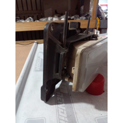 Farol Direito Chevrolet Silverado C-1997 1998 1999 2000 2001 a 2004 - Usado