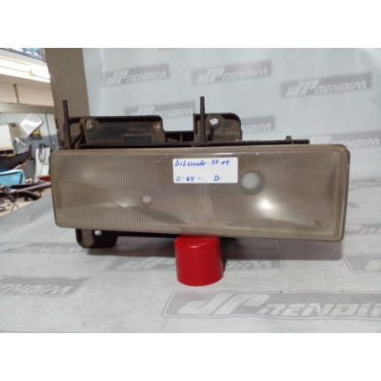 Farol Direito Chevrolet Silverado C-1997 1998 1999 2000 2001 a 2004 - Usado