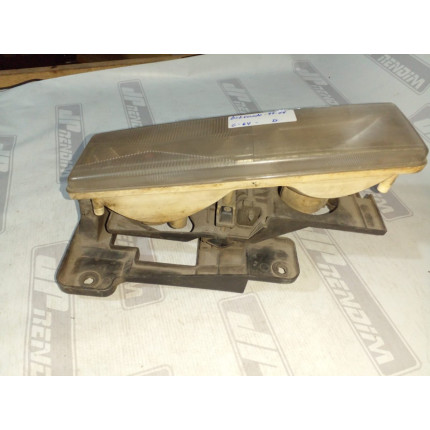 Farol Direito Chevrolet Silverado C-1997 1998 1999 2000 2001 a 2004 - Usado