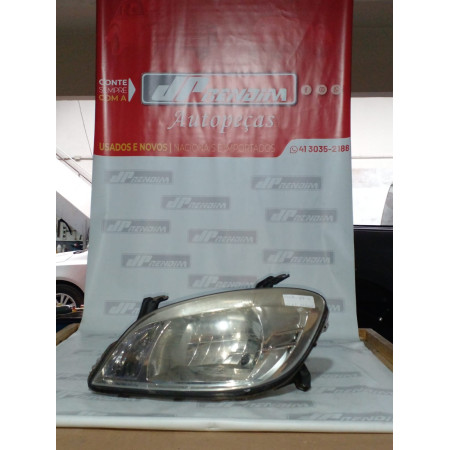 Farol Esquerdo Chevrolet Celta C-69 Ano 2007 2008 2009 2010 2011 2012 - Usado