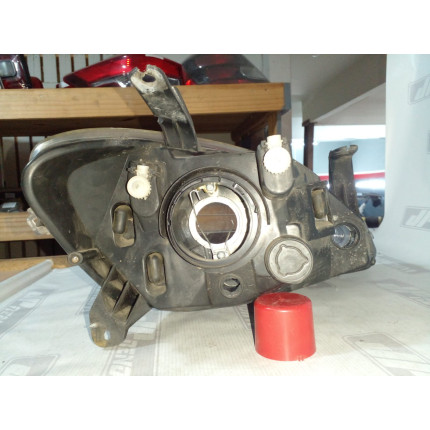 Farol Esquerdo Chevrolet Celta C-69 Ano 2007 2008 2009 2010 2011 2012 - Usado