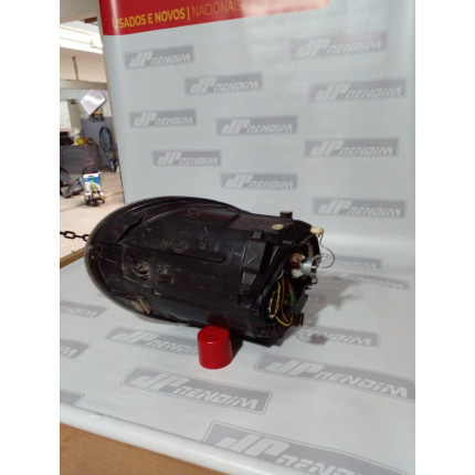 Farol Direito VW New Beatle - Vw-05 Ano 2007 2008 2009 2010 2011 - Usado