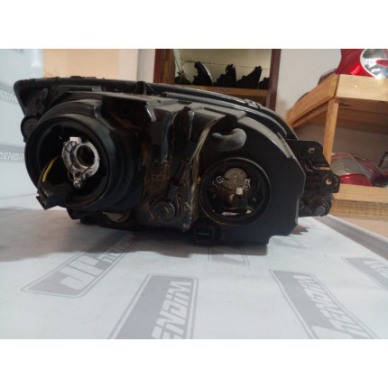 Farol Esquerdo Kia Sorento Ki-03 Ano 2005 2006 2007 2008 2009 - Usado