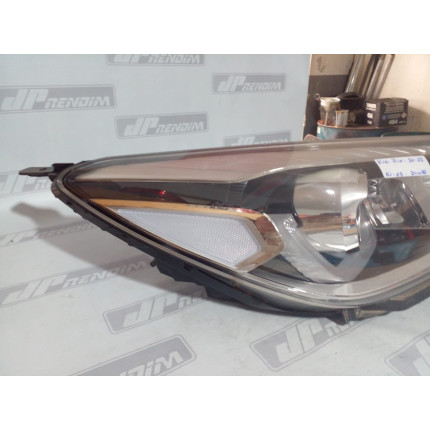 Farol Direito Kia Rio Cromado Ki-05 Ano 2020 2021 2022 - Usado