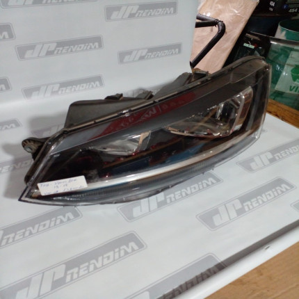 Farol Esquerdo VW Fox-Spacefox C/ Led - Vw-08 - Ano 2015 2016 2017 2018 2019 - Usado