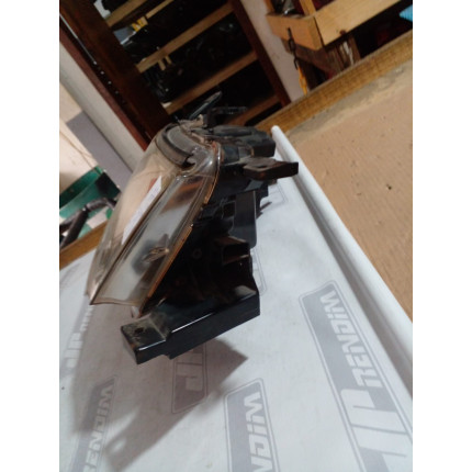 Farol Direito Mitsubishi L200 Triton-Pajero Dakar Mit-04 Ano 2009 2010 2011 2012 2013 2014 2015 - Usado