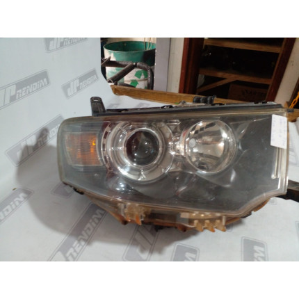 Farol Direito Mitsubishi L200 Triton-Pajero Dakar Mit-04 Ano 2009 2010 2011 2012 2013 2014 2015 - Usado